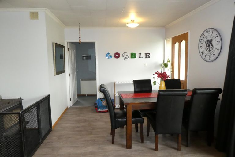 Photo of property in 41 Saint Leonards Road, Temuka, 7920