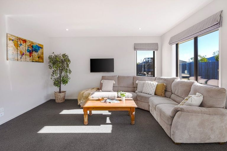 Photo of property in 42 Flint Road, Rolleston, 7614