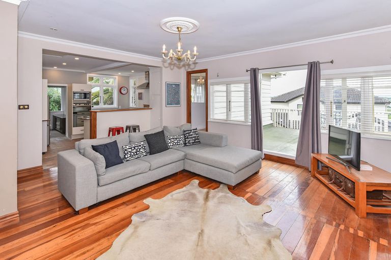 Photo of property in 29 Carlton Road, Pukekohe, 2120