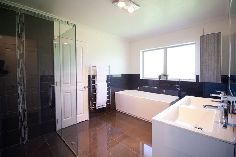 Photo of property in 82 Hooker Road, Tamahere, Hamilton, 3283