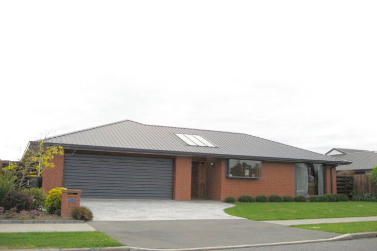 Photo of property in 15 Green Street, Rangiora, 7400