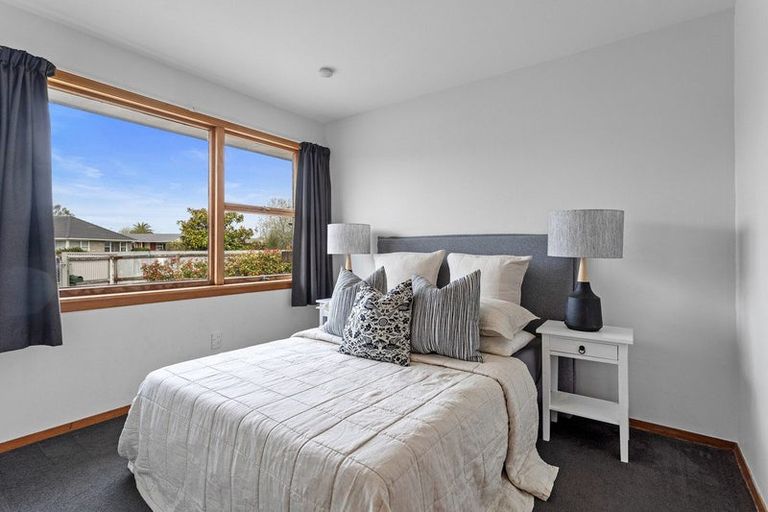Photo of property in 2 Clipper Place, Redwood, Christchurch, 8051