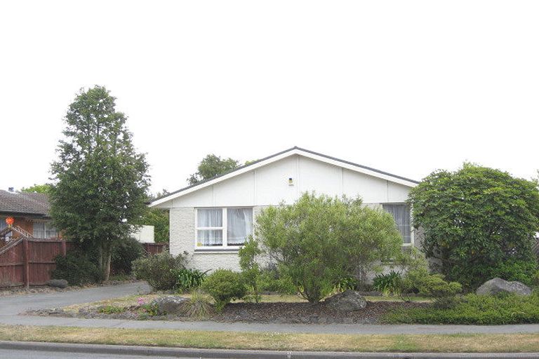 Photo of property in 35 Ashwood Street, Parklands, Christchurch, 8083
