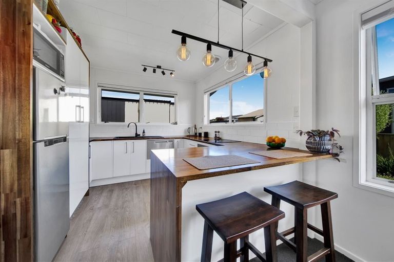 Photo of property in 6a Puni Street, Fitzroy, New Plymouth, 4312