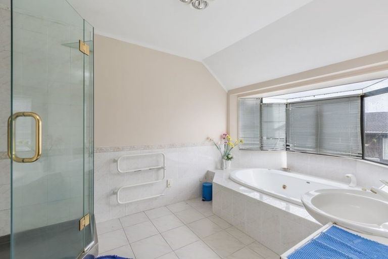 Photo of property in 12a Himalaya Crescent, Lynfield, Auckland, 1042