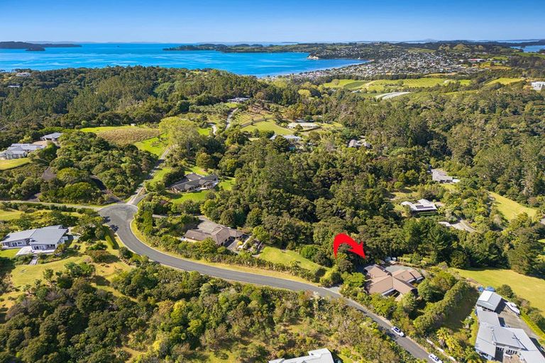 Photo of property in 30 Mccallum Drive, Sandspit, Warkworth, 0982