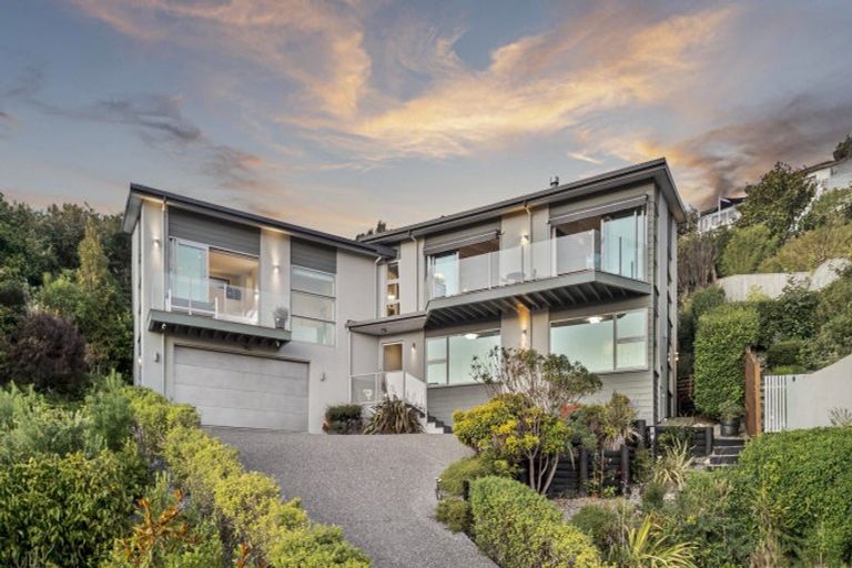 Photo of property in 28 Commodore Place, Britannia Heights, Nelson, 7010