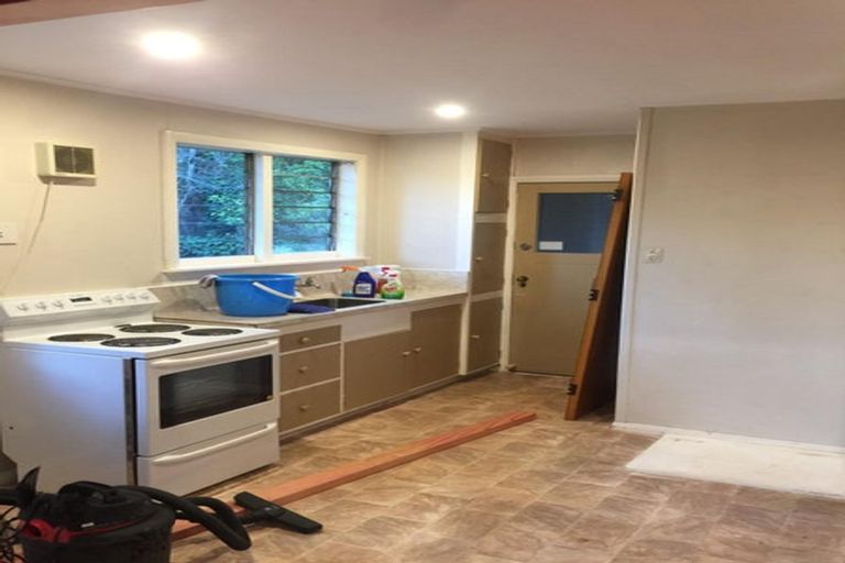 Photo of property in 24 Gloucester Street, Silverstream, Upper Hutt, 5019