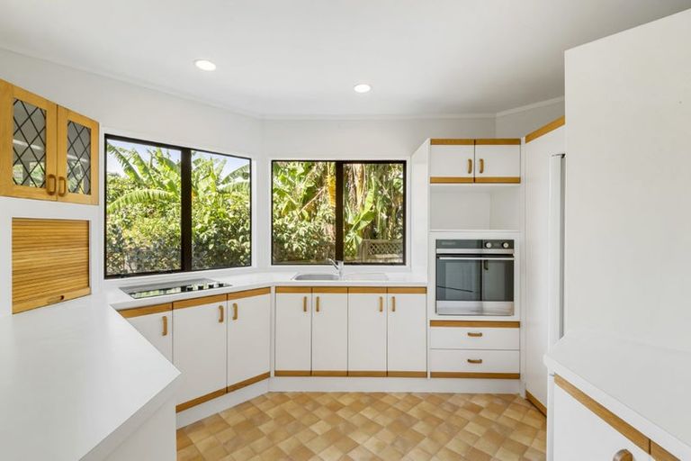 Photo of property in 2/5 Alma Road, Milford, Auckland, 0620