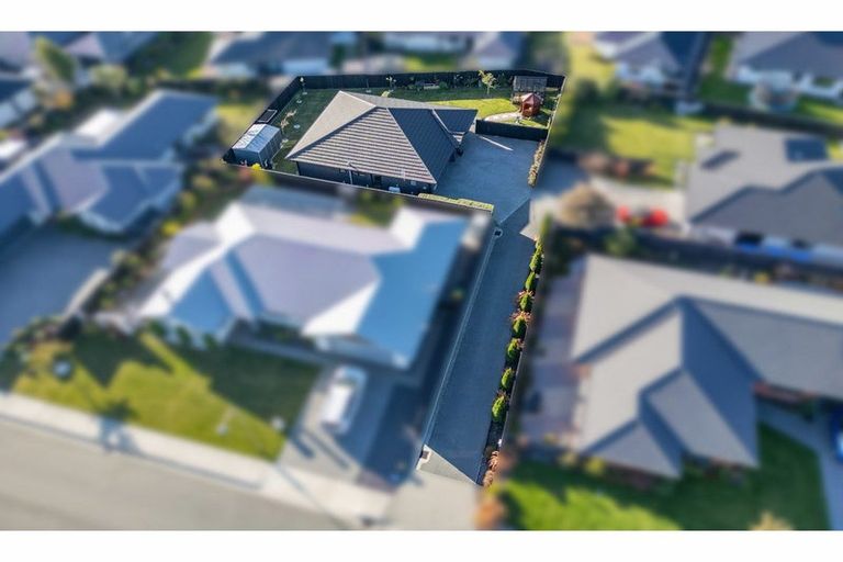 Photo of property in 7 Wearing Place, Kaiapoi, 7630