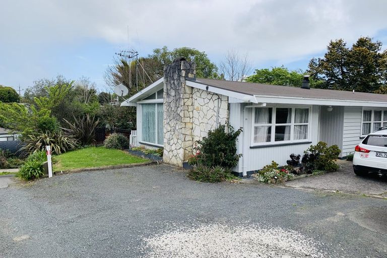 Photo of property in 15a Clark Place, Hillcrest, Hamilton, 3216