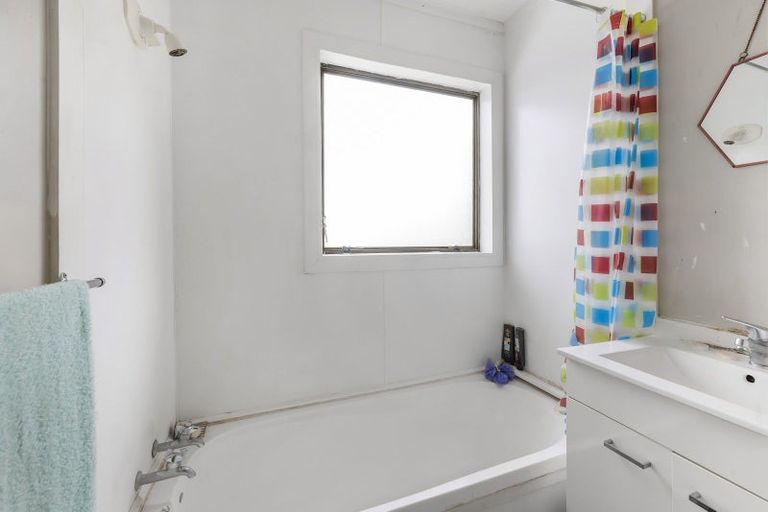 Photo of property in 56b Pohutukawa Drive, Owhata, Rotorua, 3010