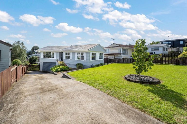 Photo of property in 7 Beechdale Crescent, Pakuranga Heights, Auckland, 2010