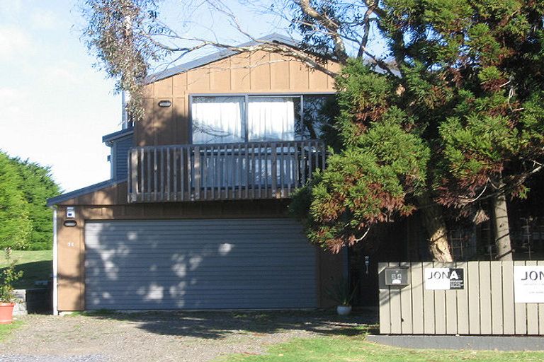 Photo of property in 34 Heperi Street, Waikanae Beach, Waikanae, 5036