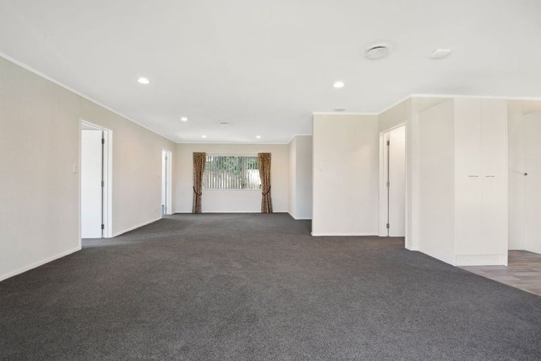 Photo of property in 16 Frisken Place, Lynmore, Rotorua, 3010