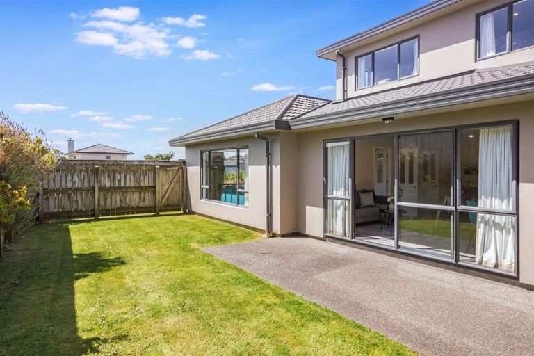 Photo of property in 15 Milford Street, Aotea, Porirua, 5024
