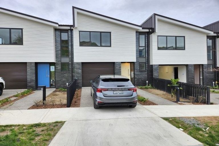 Photo of property in 36 Holystone Road, Whitby, Porirua, 5024