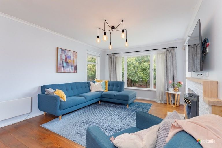 Photo of property in 14 Charles Street, Clouston Park, Upper Hutt, 5018