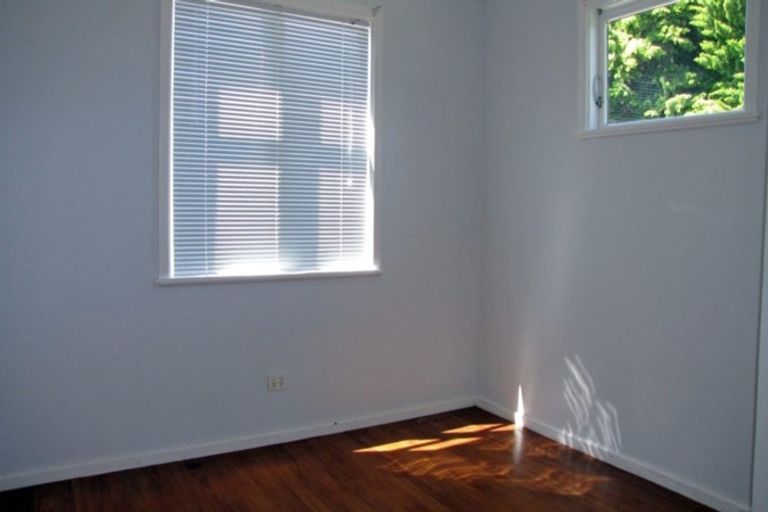 Photo of property in 30 Bright Crescent, Maraenui, Napier, 4110