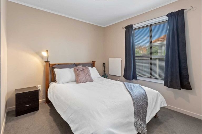 Photo of property in 17 Taurima Street, Hei Hei, Christchurch, 8042