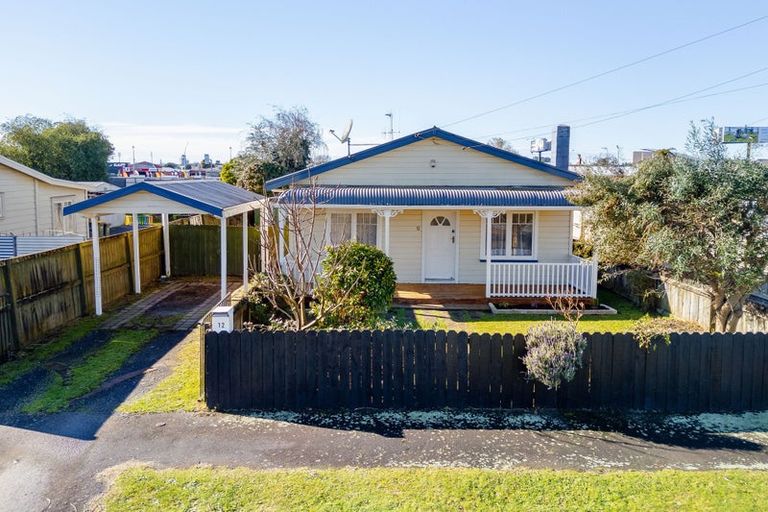 Photo of property in 12 Smith Street, Frankton, Hamilton, 3204