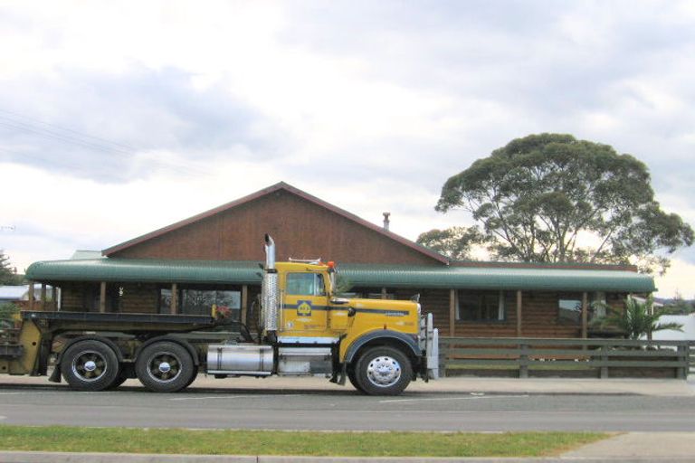 Photo of property in 409 Port Road, Whangamata, 3620