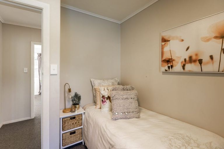 Photo of property in 212 Matai Road, Raumati Beach, Paraparaumu, 5032