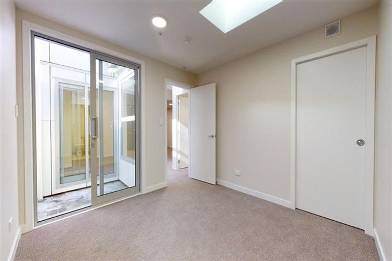 Photo of property in 1/294 Willis Street, Aro Valley, Wellington, 6011