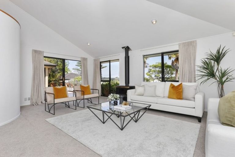 Photo of property in 30 Potts Road, Whitford, Howick, 2571