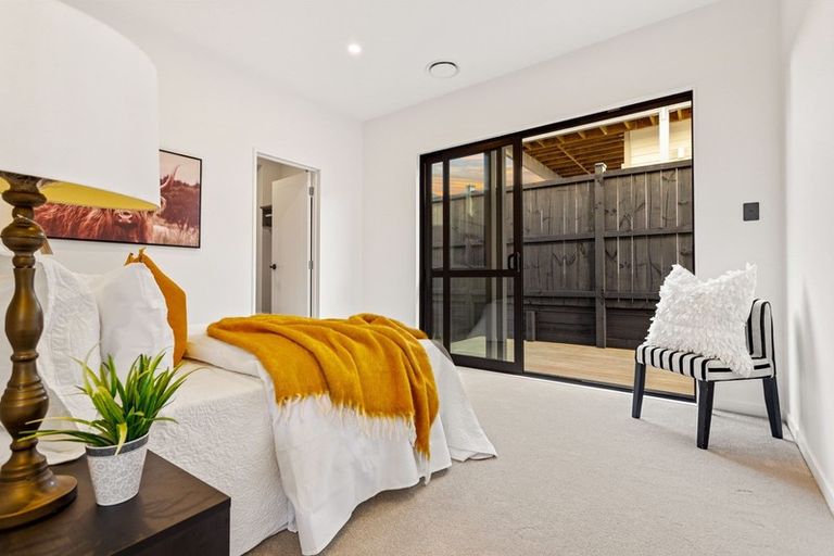 Photo of property in 5 Tai Crescent, Hobsonville, Auckland, 0616