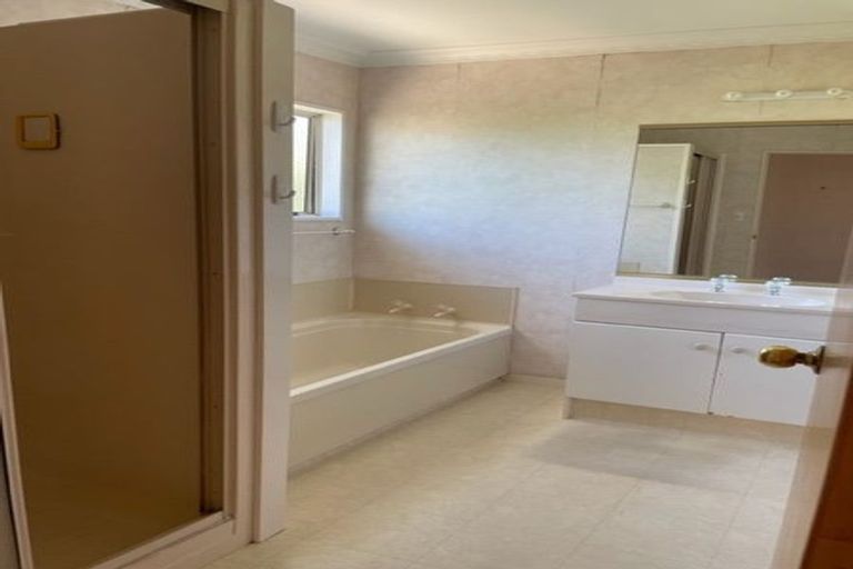 Photo of property in 10 Terrace Avenue, Mount Maunganui, 3116