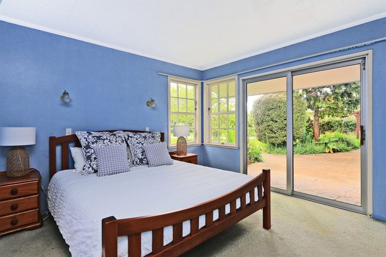 Photo of property in 32 Kent Terrace, Taradale, Napier, 4112
