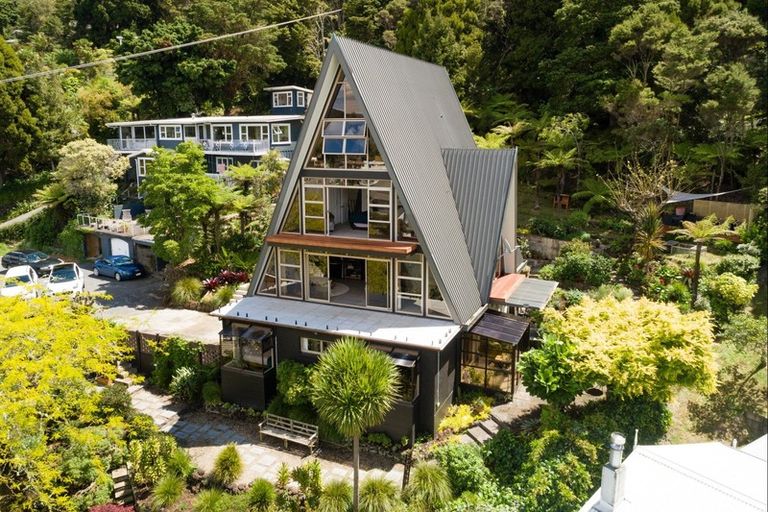 Photo of property in 12 Moana Avenue, Paihia, 0200