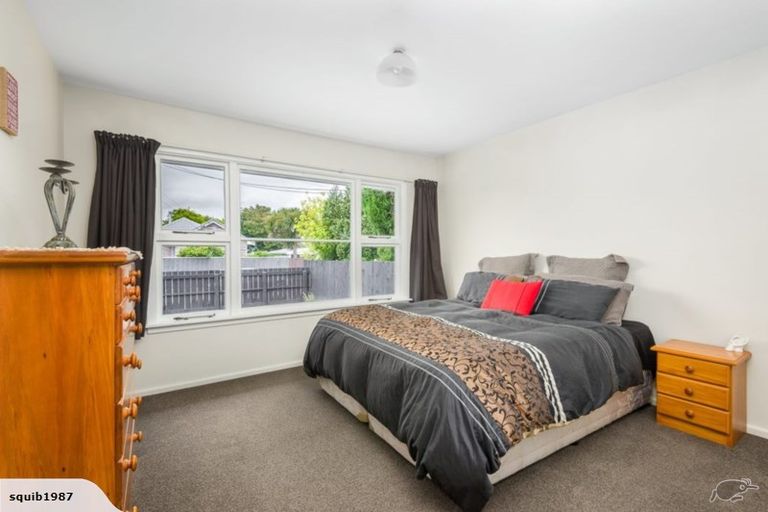 Photo of property in 1 Dalton Place, Burnside, Christchurch, 8053