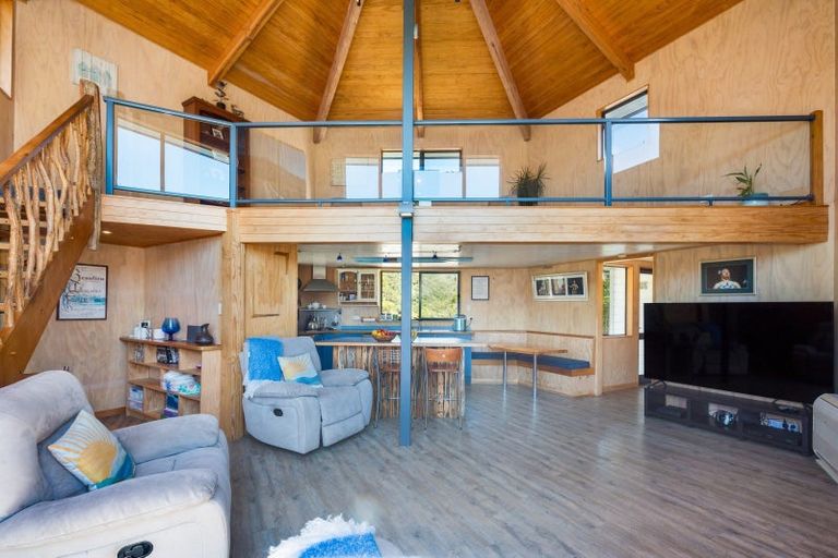 Photo of property in 7 Soucis Lane, Okiwi Bay, French Pass, 7193