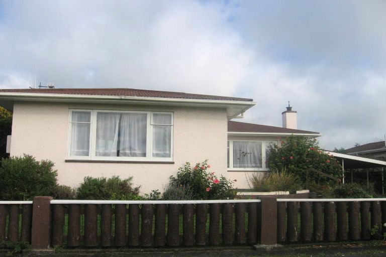 Photo of property in 20 Gloucester Street, Takaro, Palmerston North, 4412