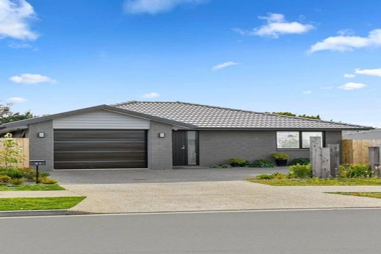 Photo of property in 21 Taffe Crescent, Pyes Pa, Tauranga, 3112