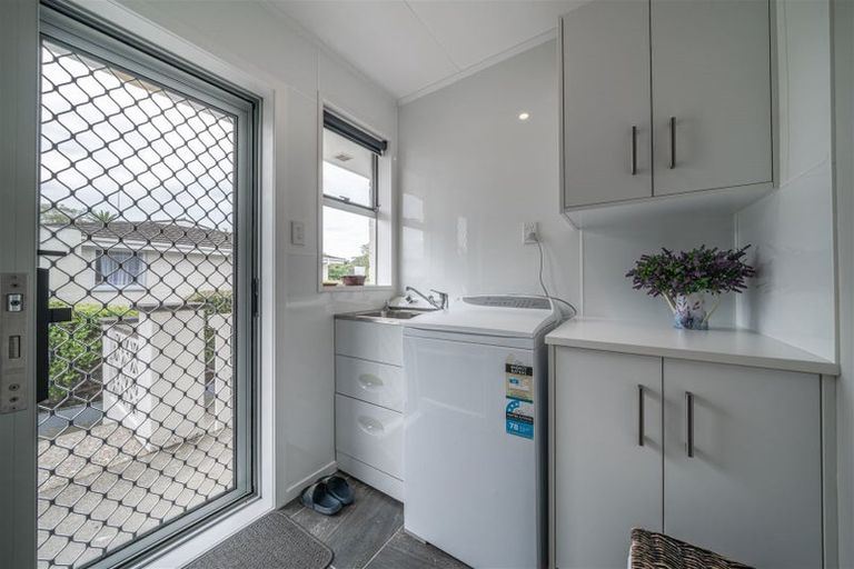Photo of property in 11 Coronet Place, Awapuni, Palmerston North, 4412