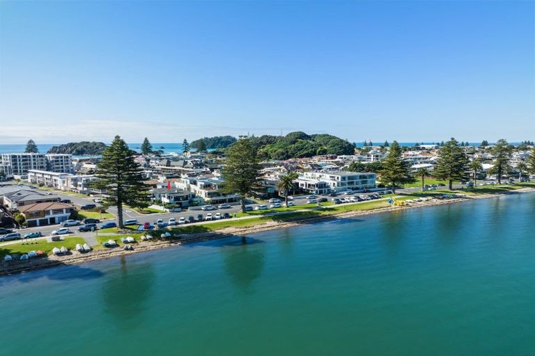 Photo of property in 10 The Mall, Mount Maunganui, 3116