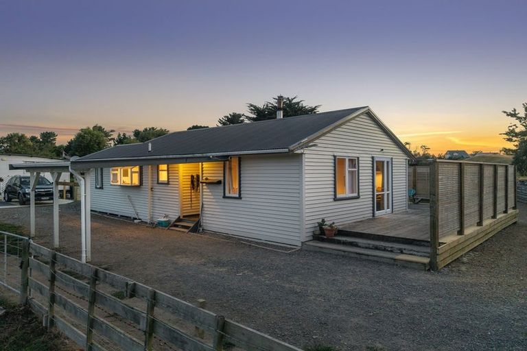 Photo of property in 237 Hokio Sand Road, Hokio Beach, Levin, 5571