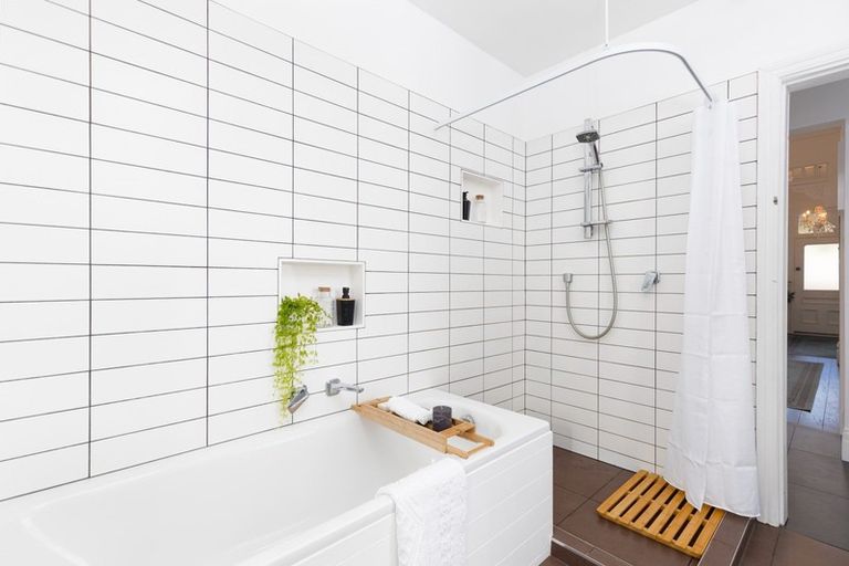 Photo of property in 1/222 Vanguard Street, Nelson South, Nelson, 7010