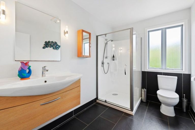 Photo of property in 17 Denehurst Drive, Waimauku, 0812