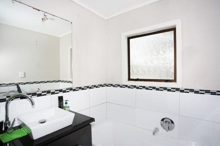 Photo of property in 3 Flamingo Court, Goodwood Heights, Auckland, 2105