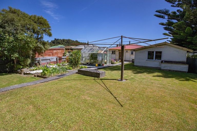 Photo of property in 91 Sinnott Road, Greymouth, 7805