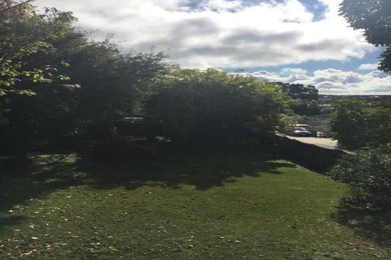 Photo of property in 60 Colwill Road, Massey, Auckland, 0614