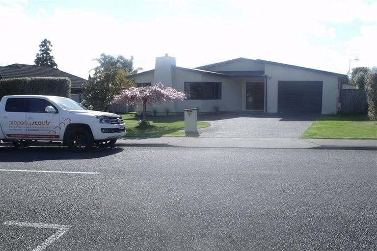 Photo of property in 6 Saint Hill Lane, Havelock North, 4130