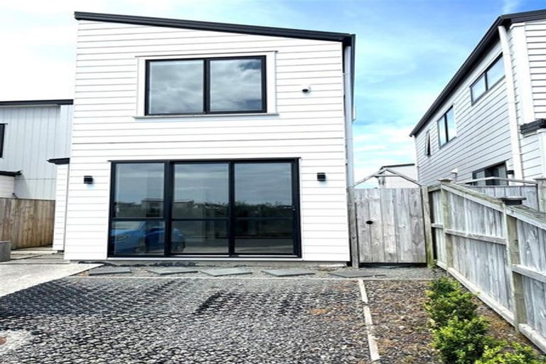 Photo of property in 36 Minhas Road, Papakura, 2110