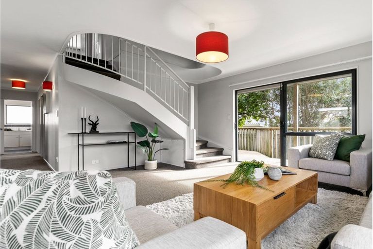 Photo of property in 50a Amberley Avenue, Te Atatu South, Auckland, 0610