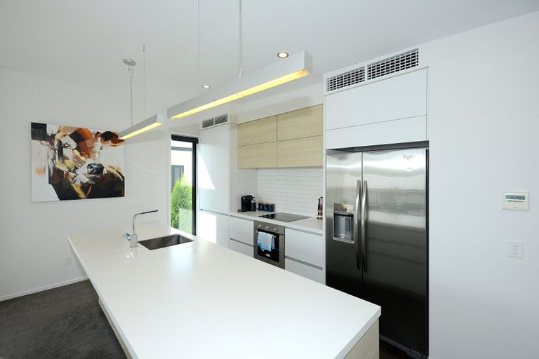 Photo of property in 4/275 Kilmore Street, Christchurch Central, Christchurch, 8011