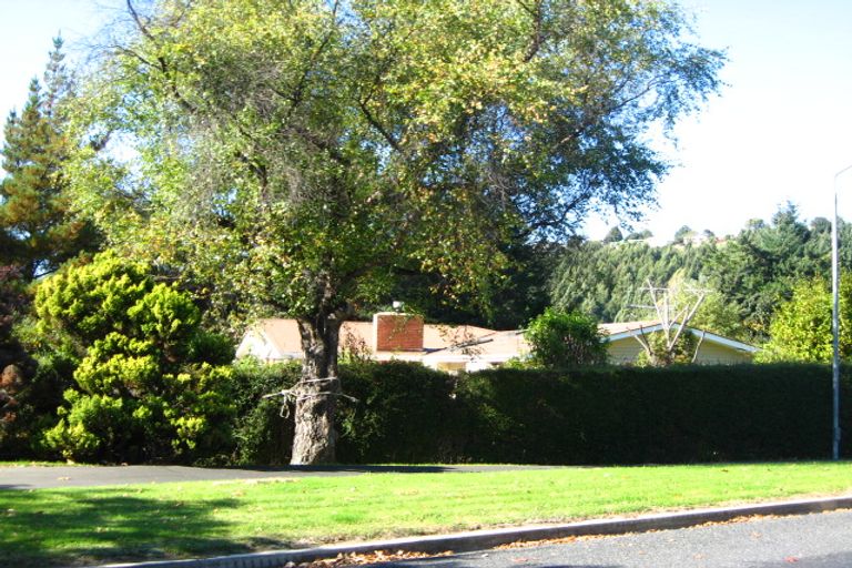 Photo of property in 32 Glenross Street, Glenross, Dunedin, 9011